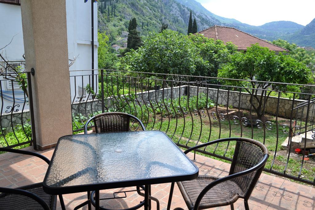 Apartments Villa Marta - Begovic Kotor Zewnętrze zdjęcie